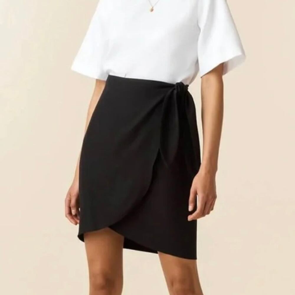 NWT Vetta Wrap Skirt - Black - Size XS